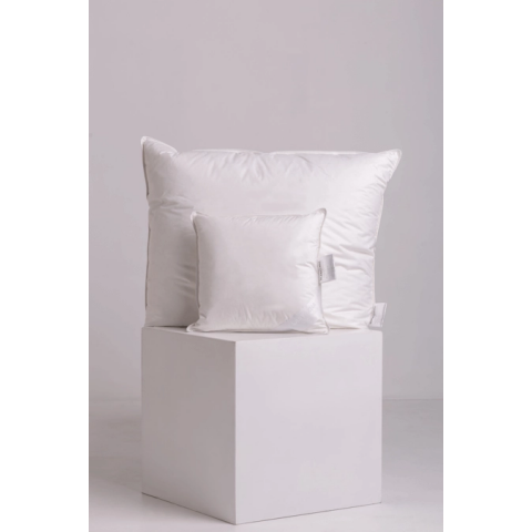 Poduszka puchowa KLASYCZNA SYPIALNIA 70x80 – OUTLET : 70x80