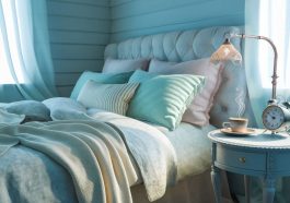 turkusowa sypialnia
